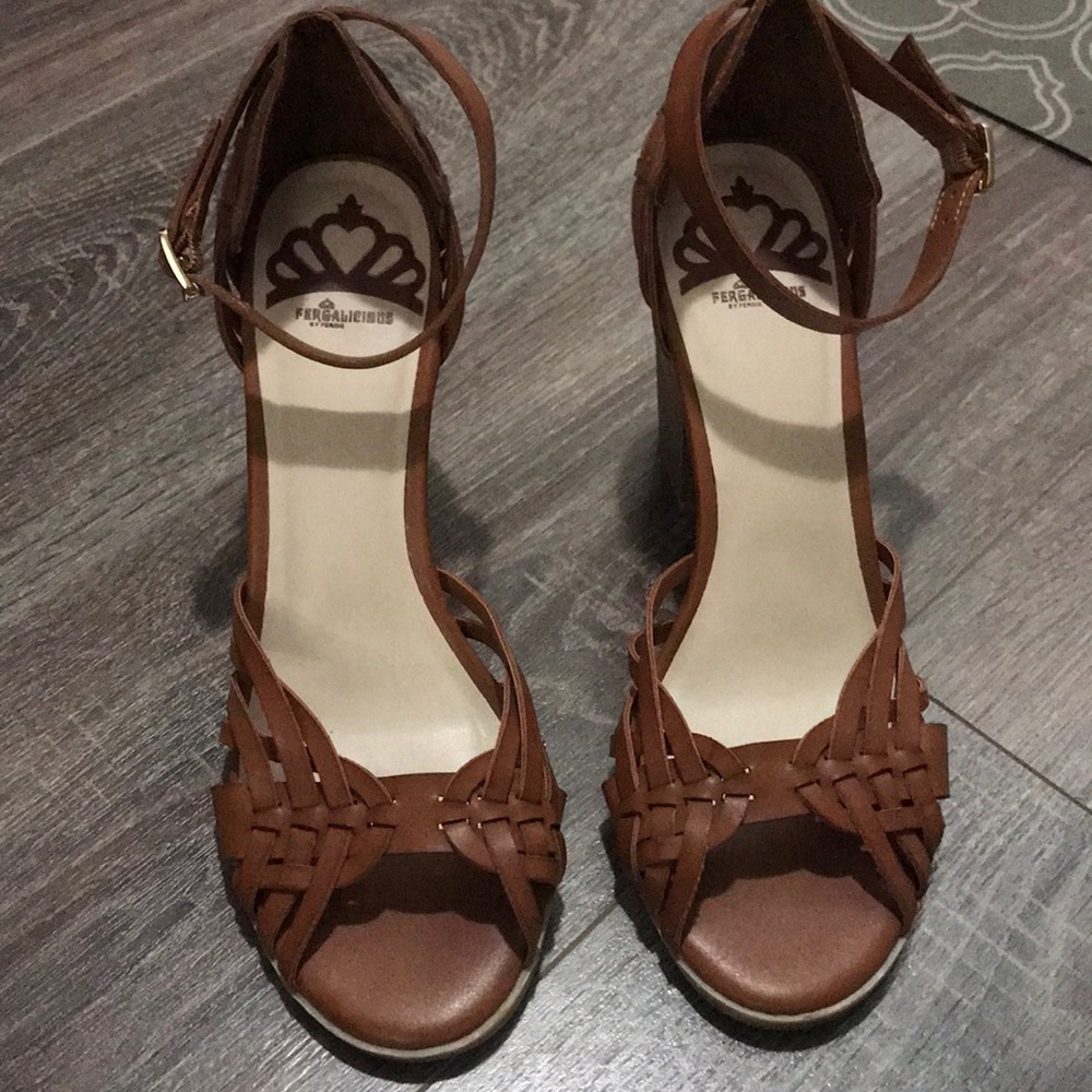 Cute brown heels